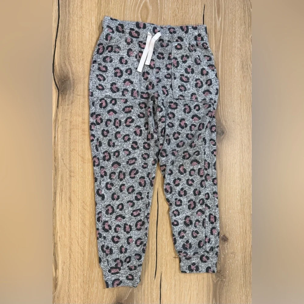 4 Pair Girls Pants - Picture 11 of 13